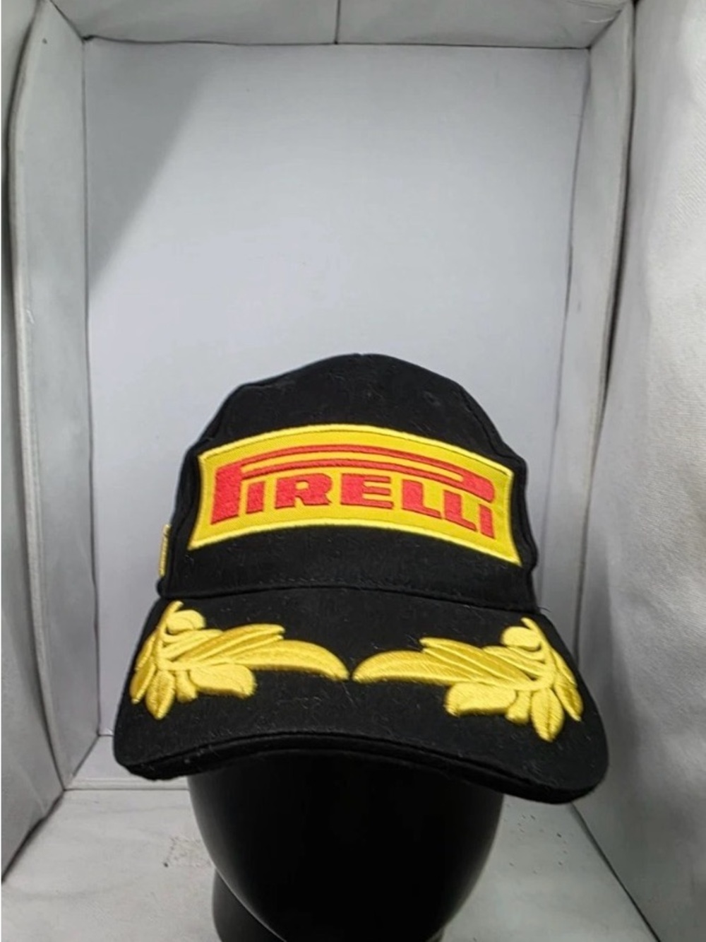 Pirelli P zero podium F1 hat